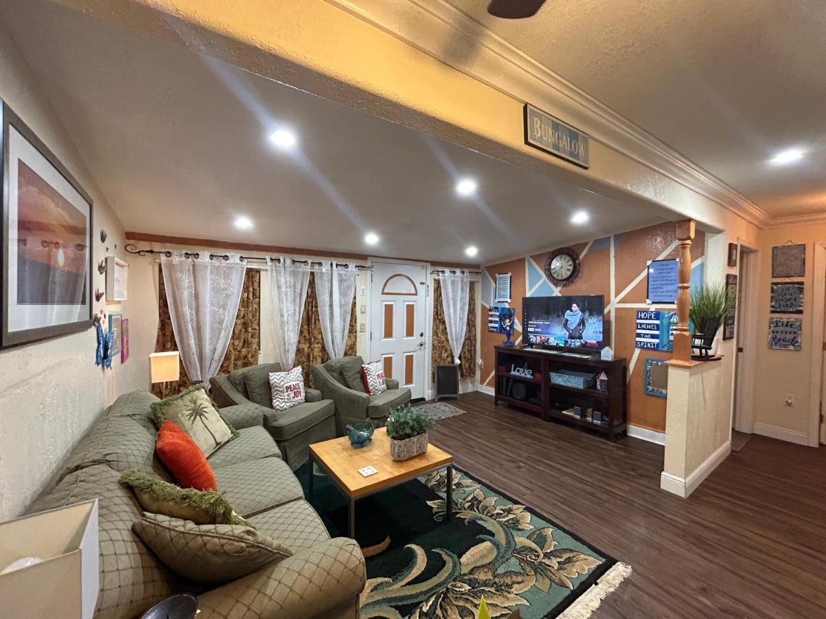 Bonne Nuit Weeki Wachee Villa Eksteriør bilde